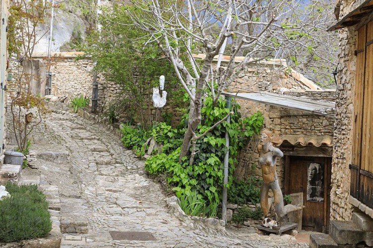 Sculptures contemporaines de Joucas