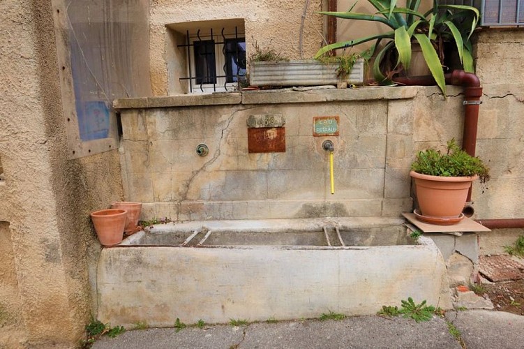 Fontaine de La Bastidonne