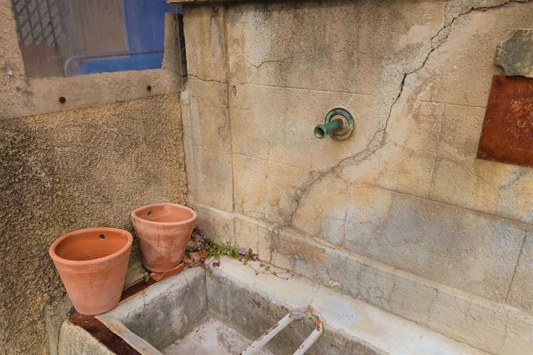 Fontaine de La Bastidonne