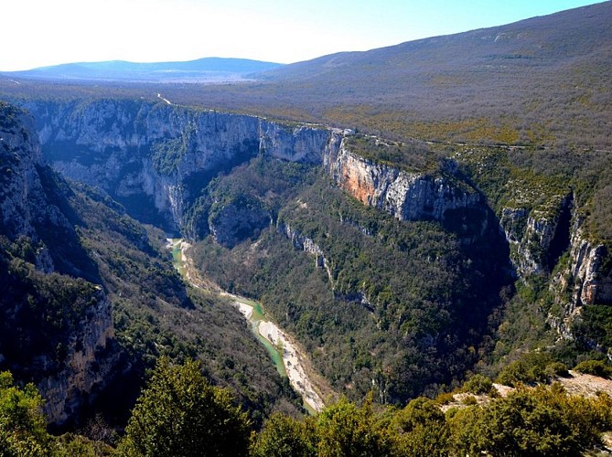 Vue sur le canyon depuis le refuge