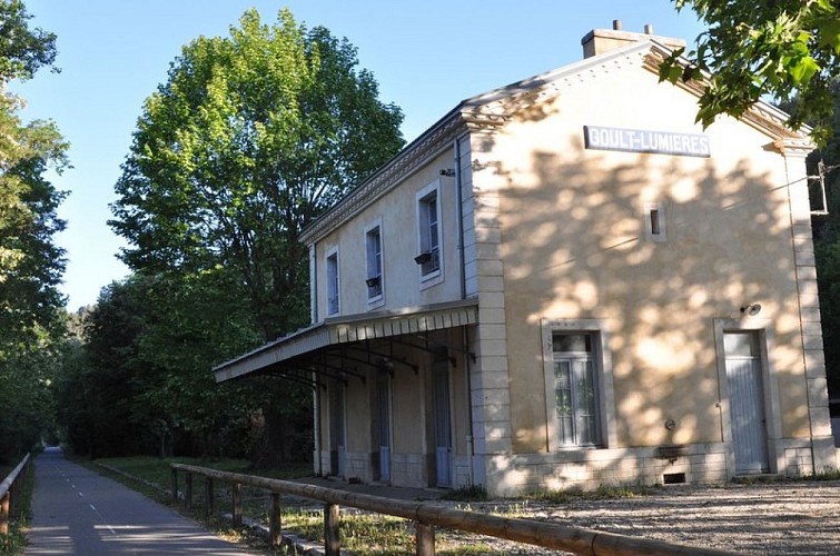 Ancienne gare de Goult-Lumières