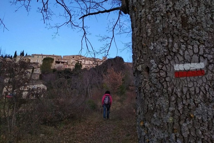 Sur le GR®653D à Lurs