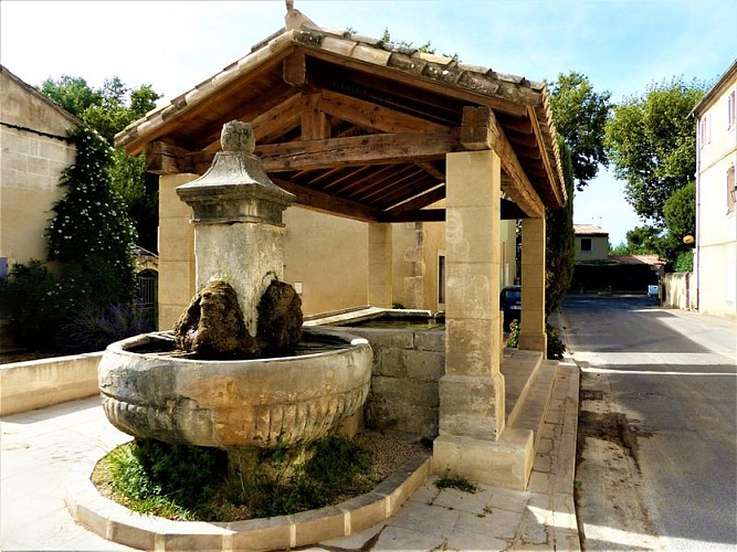 Fontaine du Planet et son lavoir