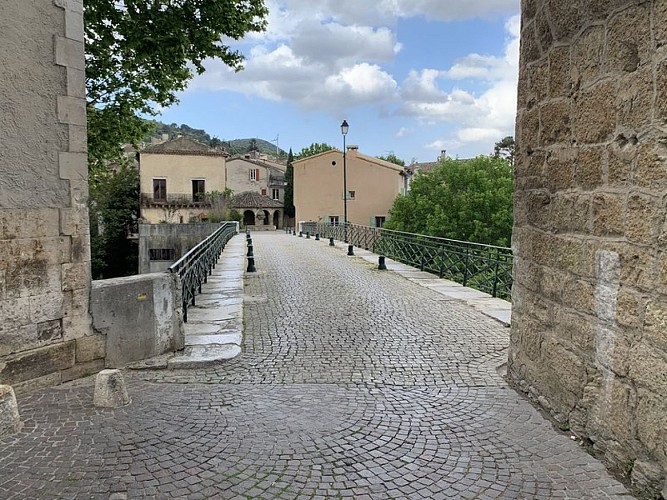 Pont sur l'Ouvèze