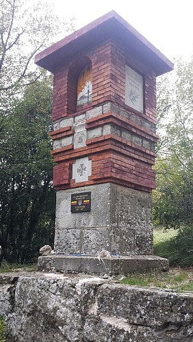 Le monument des excursionnistes marseillais