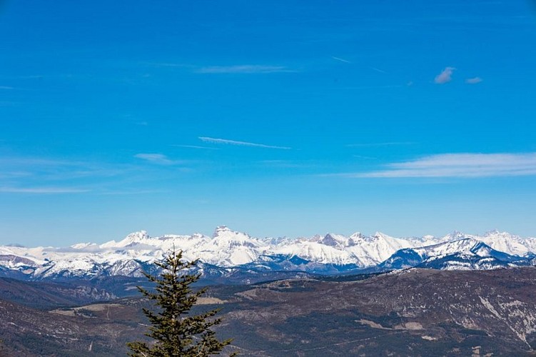 Panorama depuis les crêtes de Raton, orientation nord