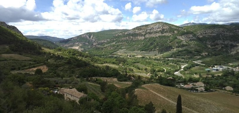Vallée de l'Eygues, Sahune