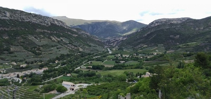 Vallée de l'Eygues, Sahune