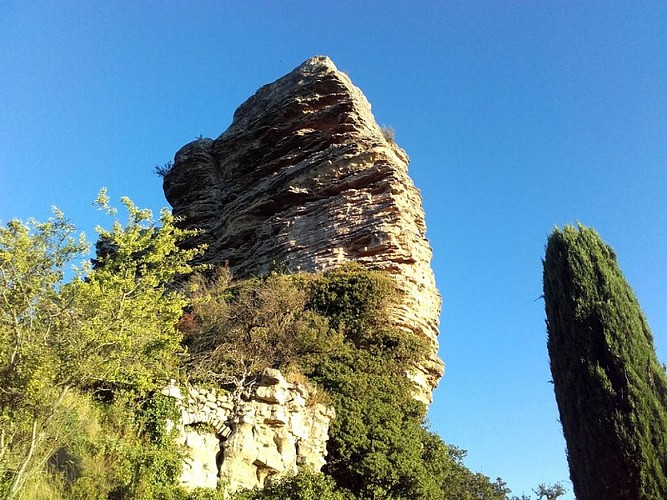 Rocher de Bellevue, éperon du plateau des Claparèdes