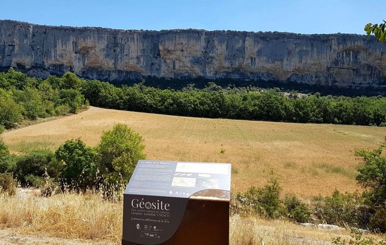 Géosite de la falaise de la Madeleine