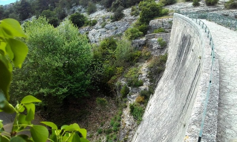 Barage de Saint-Saturnin-lès-Apt