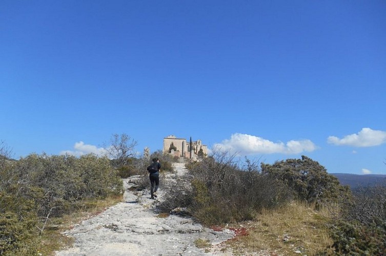 Chemin de croix de la chapelle castrale