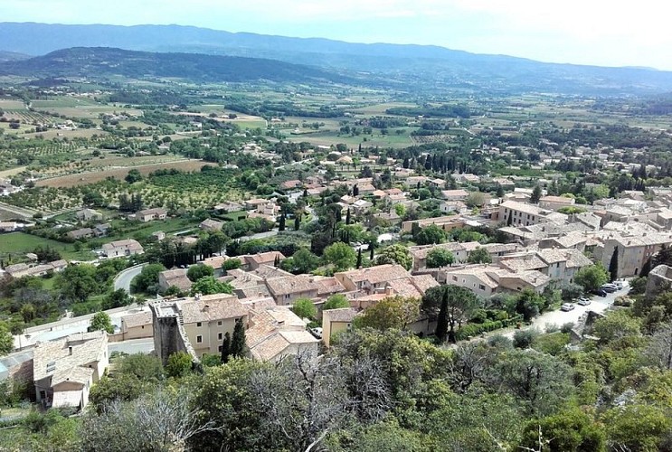 Portail Aiguier, rue du Théatre et rue des Pénitents à droite