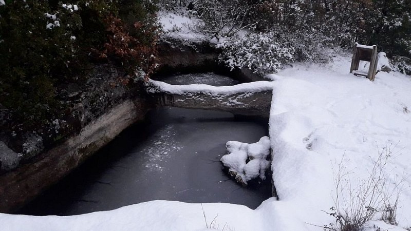 Aiguier ''jumeaux'' de Bessons