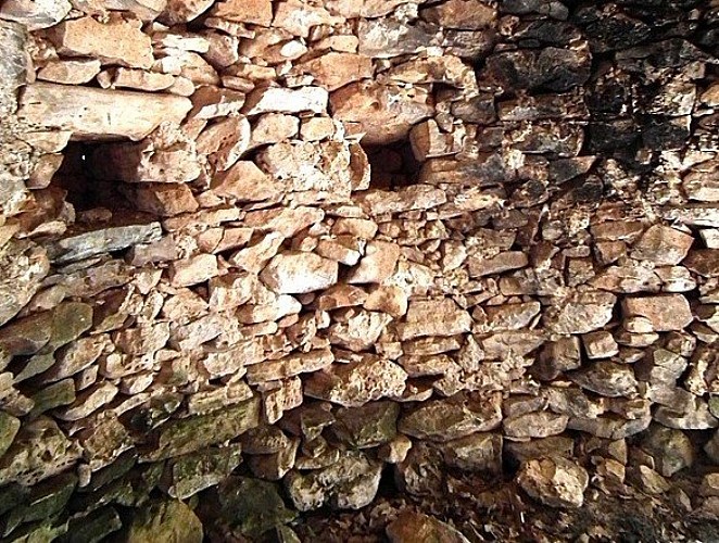 Voûte de la borie de La Cassette