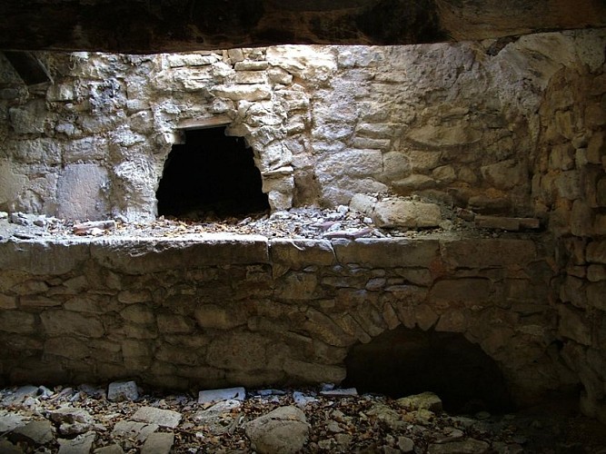 Ancien four à pain de Travignon