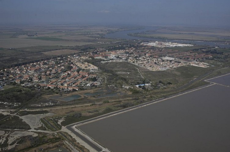 Vue sur Salin-de-Giraud