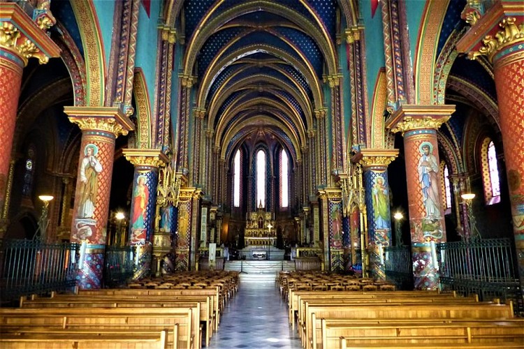 Intérieur de l'église abbatiale