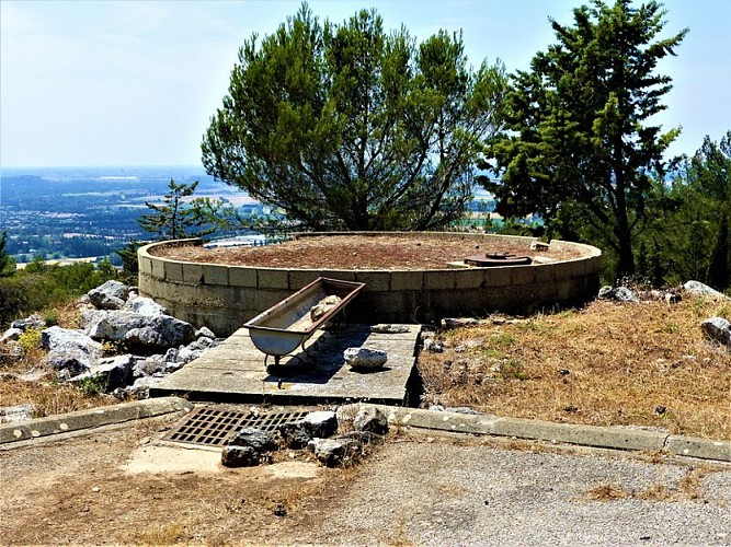 Citerne avec abreuvoir