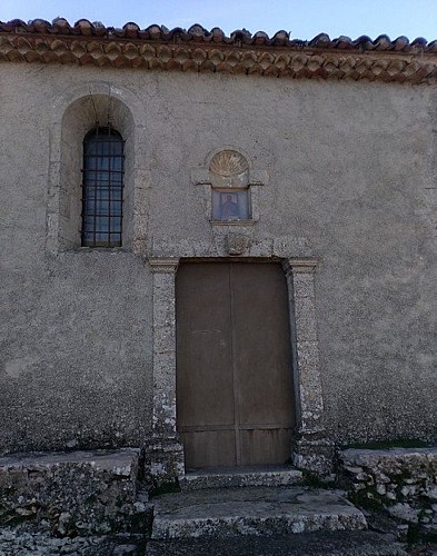 La façade de la chapelle