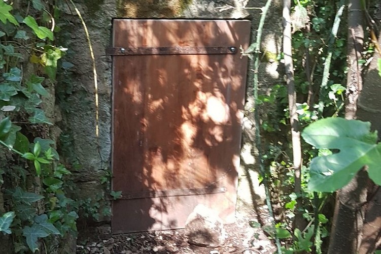 Entrée de la mine d'eau