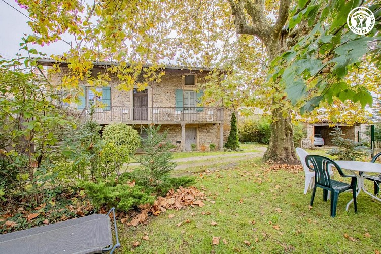 Auprès de mon arbre