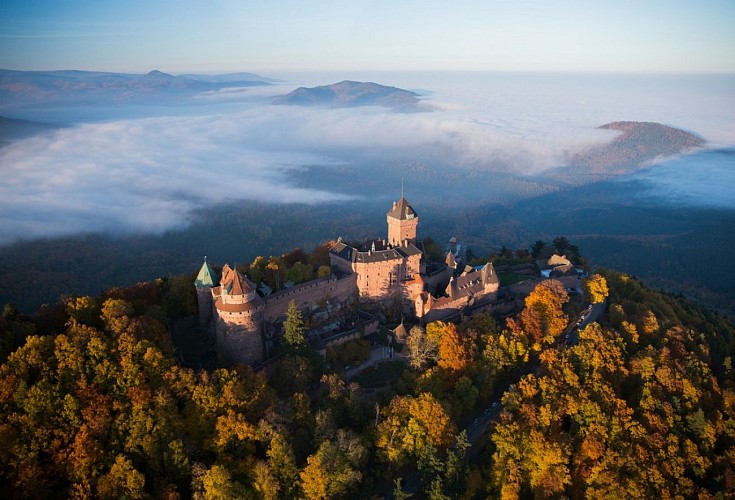 Vue aérienne du château du Haut-Koenigsbourg