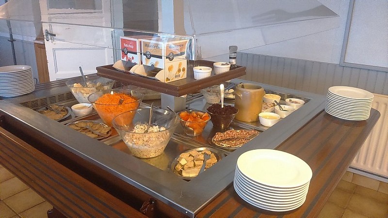 la-haye-restaurant-du-chateau-buffet