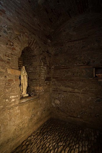 crypte domaine de la terrasse CARBONNE