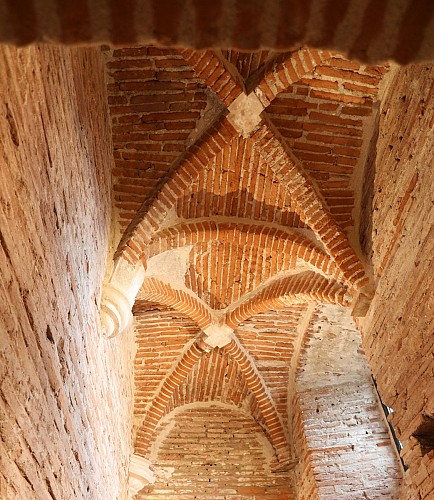 plafond en ogives croisées domaine de la terrasse CARBONNE