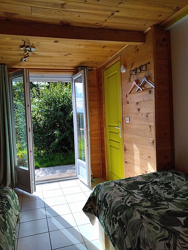 ChambreN°1 RDC chambre vers exterieur 4