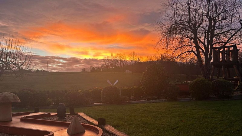 Brown Cream and Peach Modern Chic Personal Wall Calendar (1920 x 1080 px) - 2