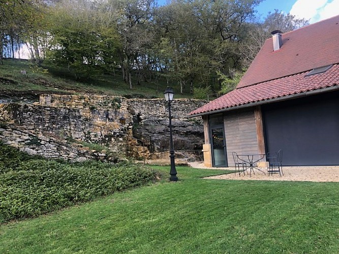 HLO_Montignac-Lascaux_La grange de Gaulejac_façade_octobre 2024©Manuela Suarez