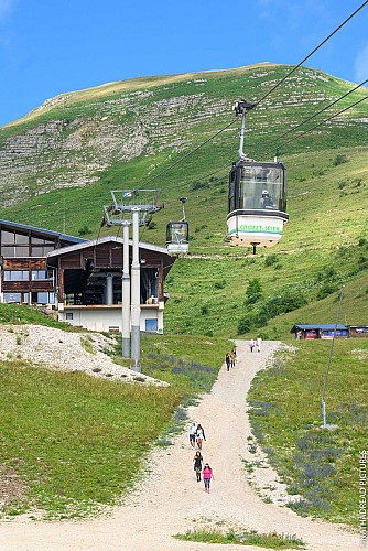 Gondelbahn le Fierney