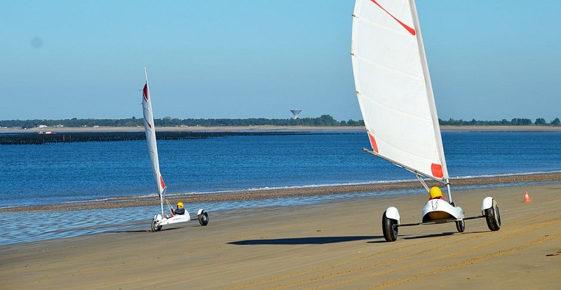 Char à voile, centre nautique