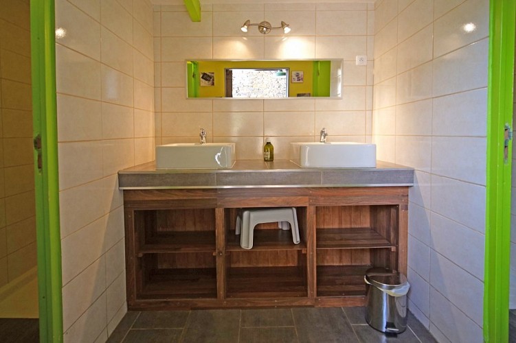 Yourte L'Aloé avec piscine à la campagne à Thorigny en Vendée