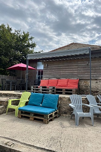 Yourte L'Aloé avec piscine à la campagne à Thorigny en Vendée