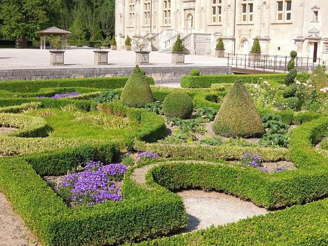 Jardin du château du Grand-Jardin