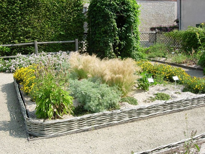 champagne 52 chevillon patrimoine chateau jardin medieval mdt52 02._5