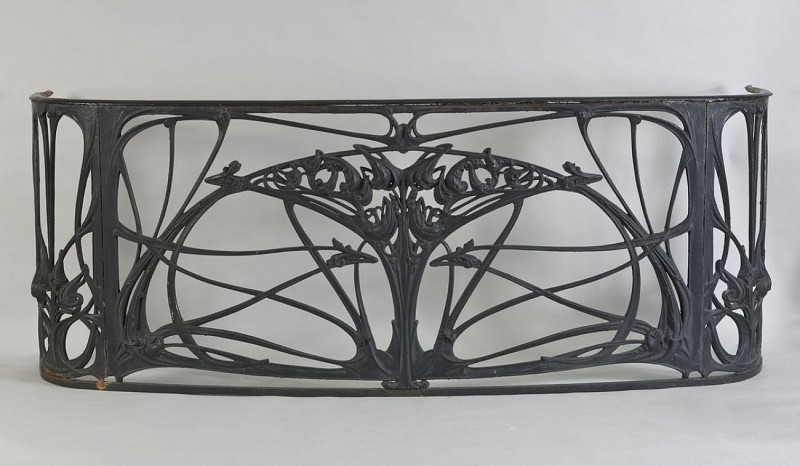 Balcon Art Nouveau, signé Hector Guimard