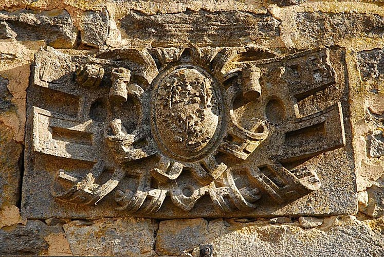 Linteaux du château de Cohons