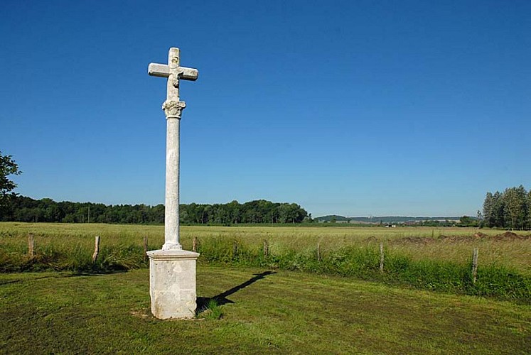 Croix de chemin de Peigney