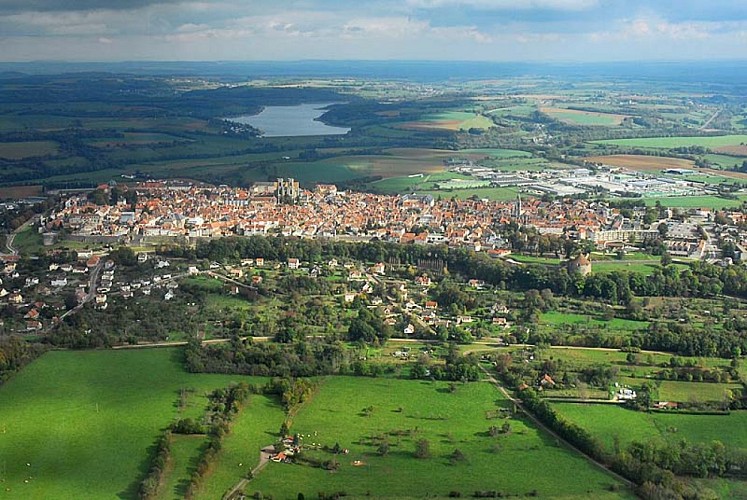 Vue aerienne de Langres