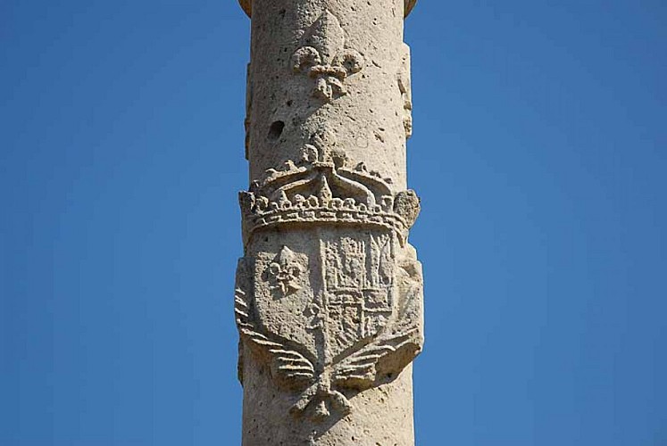 Croix de Verseilles-le-Bas