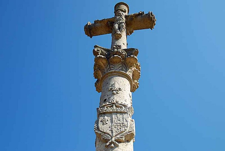 Croix de Verseilles-le-Bas