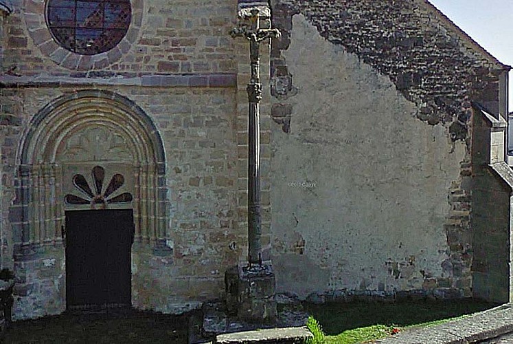 Croix Renaissance de Voisey