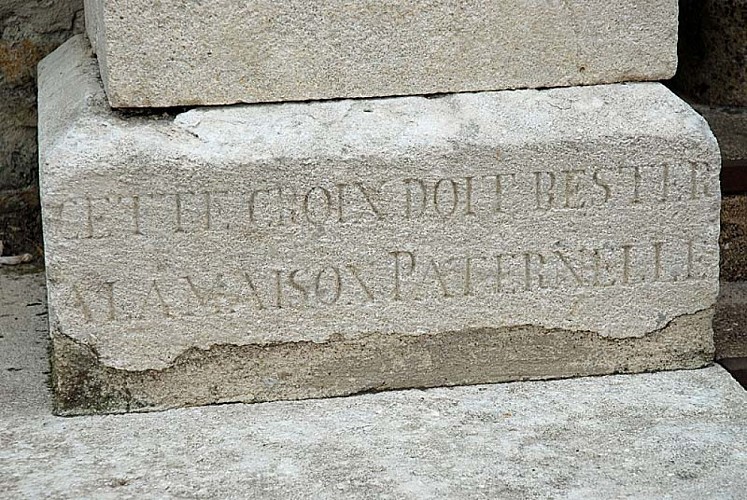 Croix votive d'Aubigny