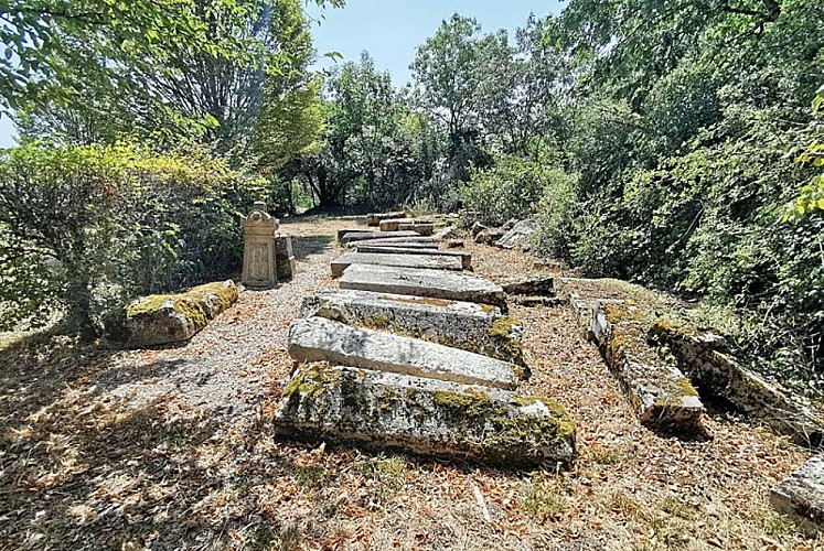 Cimetière de l'église d'Aubigny