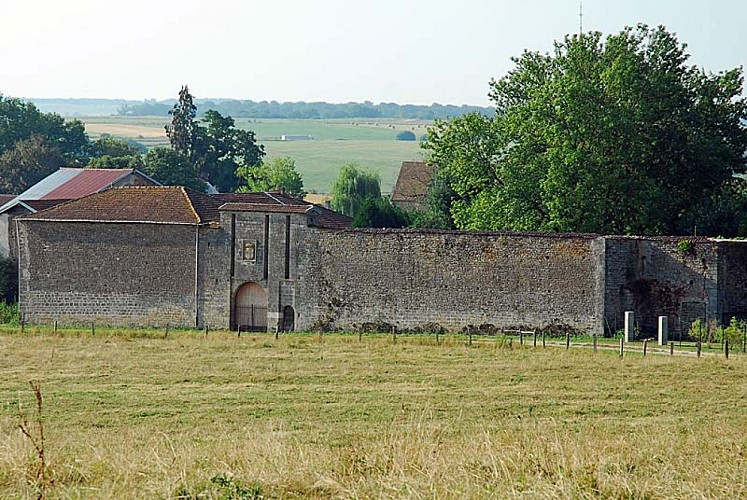 Porte fortifièe du château de Choiseul