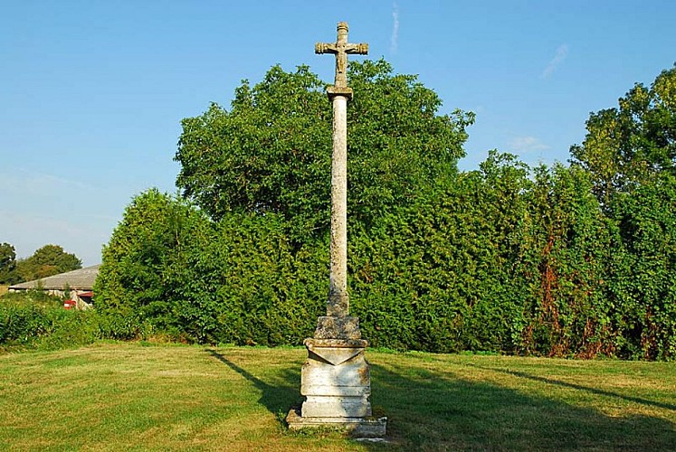 Croix route de Lecourt à Choiseul